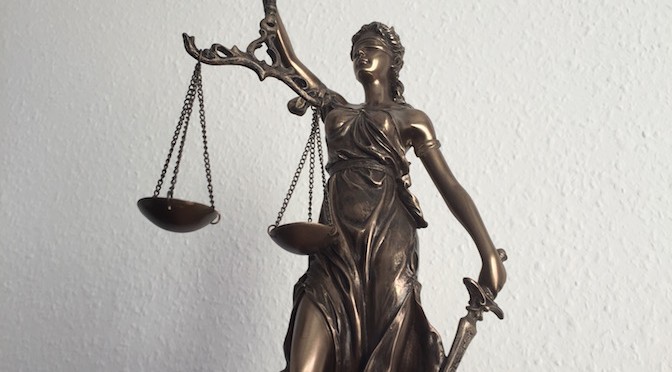 Ex-Strafrichter darf nicht am alten Gericht als Strafverteidiger auftreten